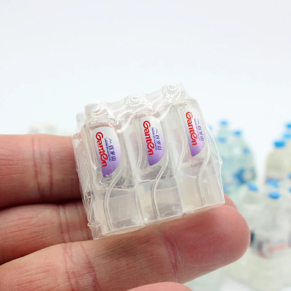 1:12 Dollhouse Miniature Simulation Mineral Water Bottle with Box Drink Model Miniaturas Play Kitchen Doll Supermarket Food Toy